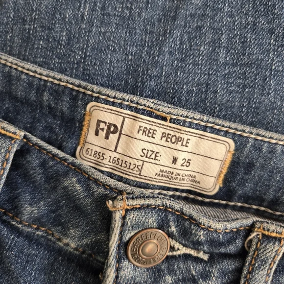 Free People Wales Wide Leg Cropped Button Fly Jeans, 25 - Picture 9 of 11